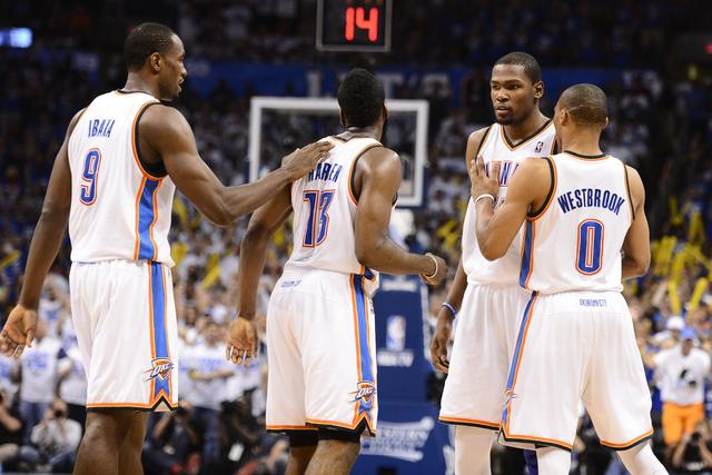 记者：埃贝尔明确表示，只有于帕离队拜仁才会签卢克巴（记者：埃贝尔强调，仅当于帕离队，拜仁才会签下卢克巴）