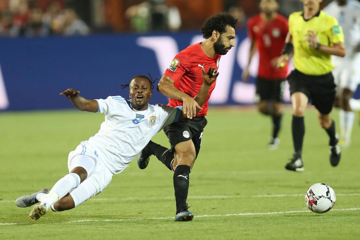 小香农谈三分三连击：保持自信敢打敢拼 拿球就果断出手（小香农谈连续命中三记三分：自信敢拼，拿球就果断出手）