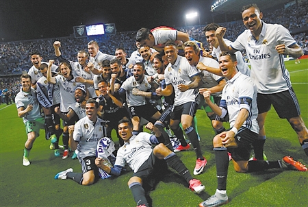 德天空：帕利尼亚原本想留队，但拜仁高层明确建议他转会（德天空：帕利尼亚本想留队，拜仁高层明确建议其转会）