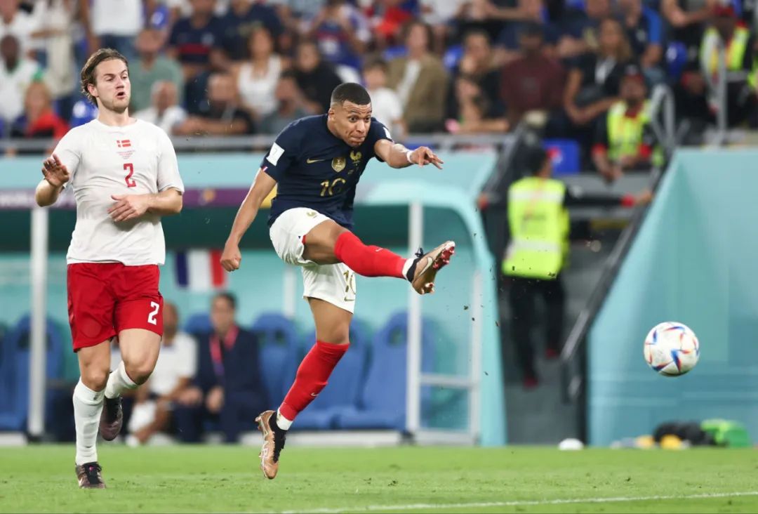 2025欧洲金童奖颁奖典礼：杜埃获得2025年金童奖（2025欧洲金童奖花落杜埃 颁奖典礼隆重举行）