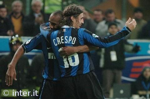 法兰克福与中国足协开展深度交流，围绕多个议题展开深度讨论（法兰克福与中国足协深入对话，聚焦多项议题）