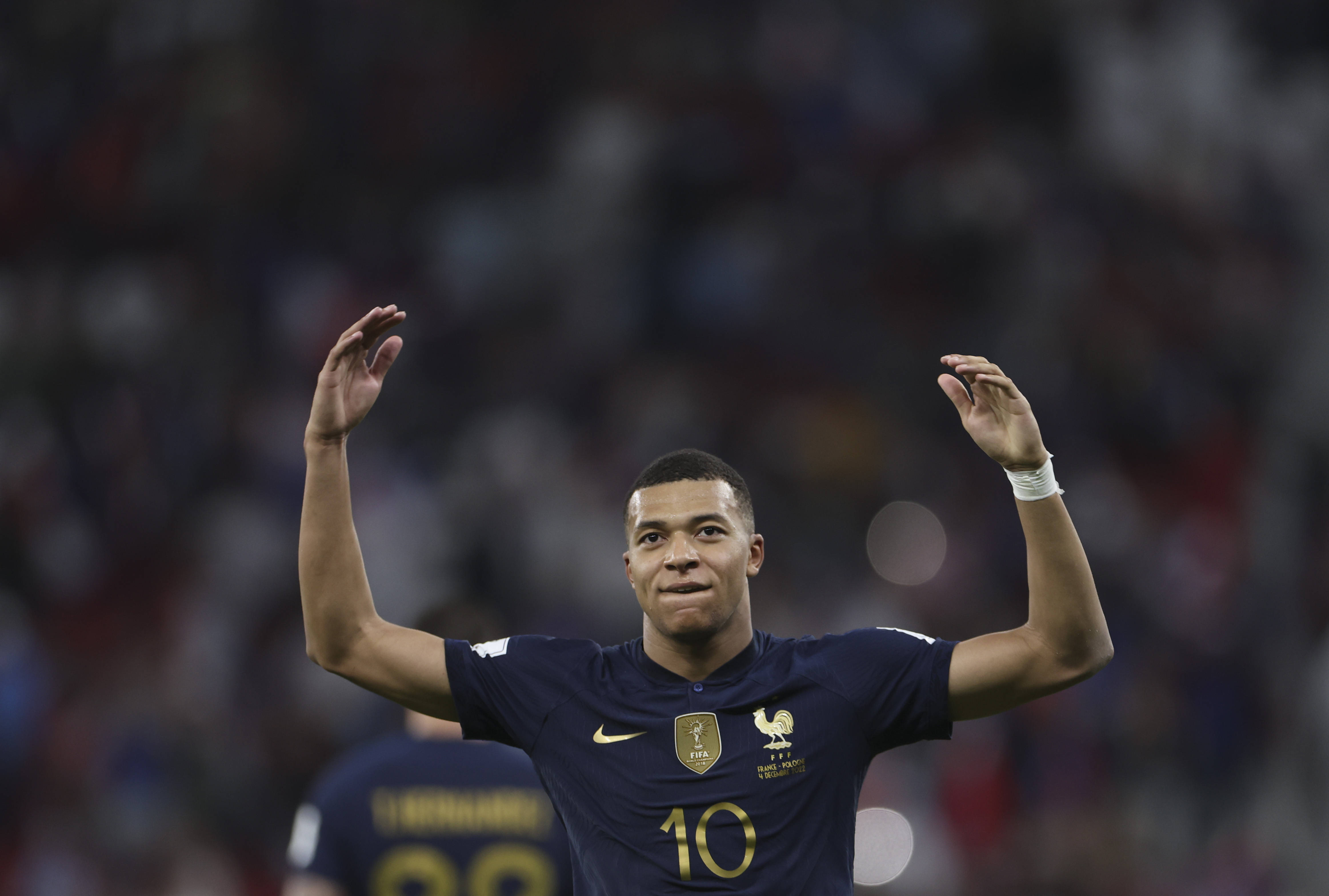 CBA：广东男篮顶住压力 力克广厦（CBA：广东男篮承压制胜击败广厦）