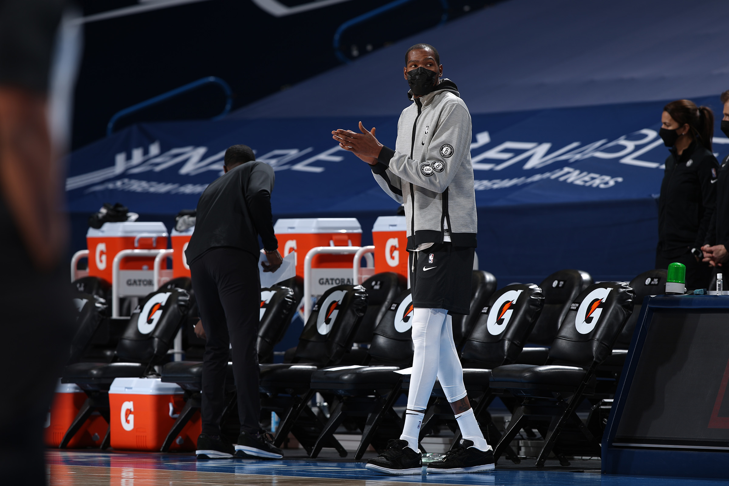 图片报：法比奥-席尔瓦渴望参加世界杯，正推动冬窗离开多特（图片报：为争世界杯席位，法比奥-席尔瓦正推动冬窗离开多特）