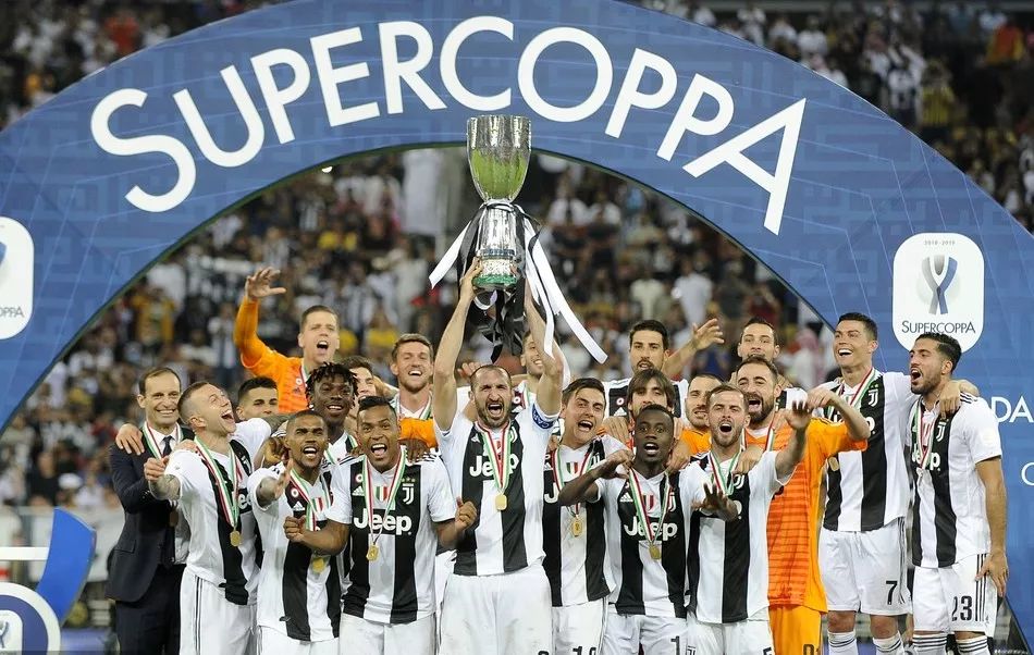 克罗地亚大名单：魔笛、格瓦领衔，科娃入选后又因伤退出（克罗地亚公布名单：莫德里奇、格瓦迪奥尔领衔，科瓦契奇先入围后因伤退赛）